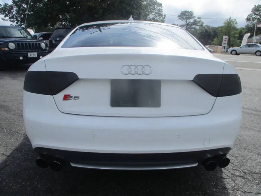 2012 Audi S5 Prestige photo 1