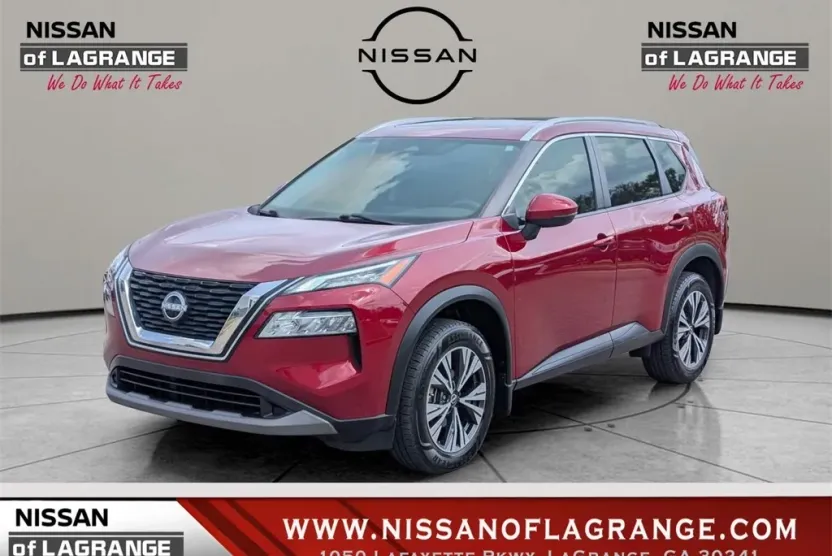 2022 Nissan Rogue SV photo 1