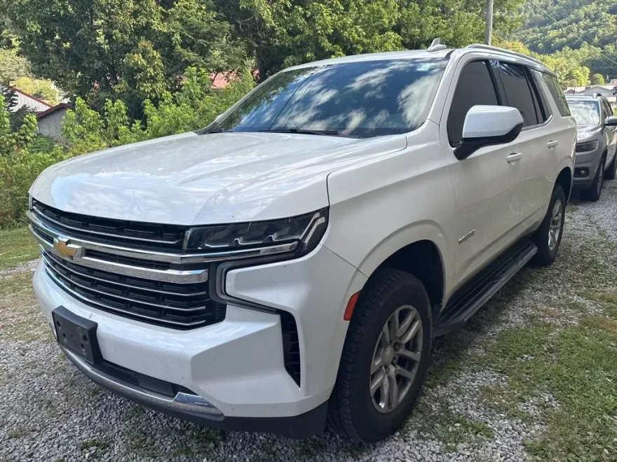 2021 Chevrolet Tahoe LT photo 1