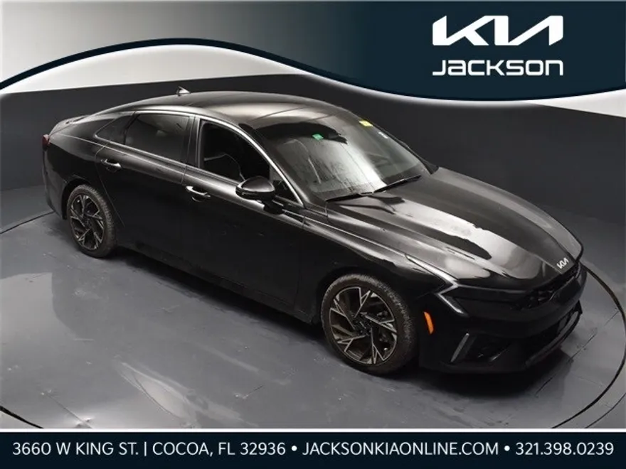 2025 Kia K5 GT-Line photo 1