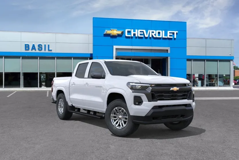 2025 Chevrolet Colorado Work Truck LT photo 1