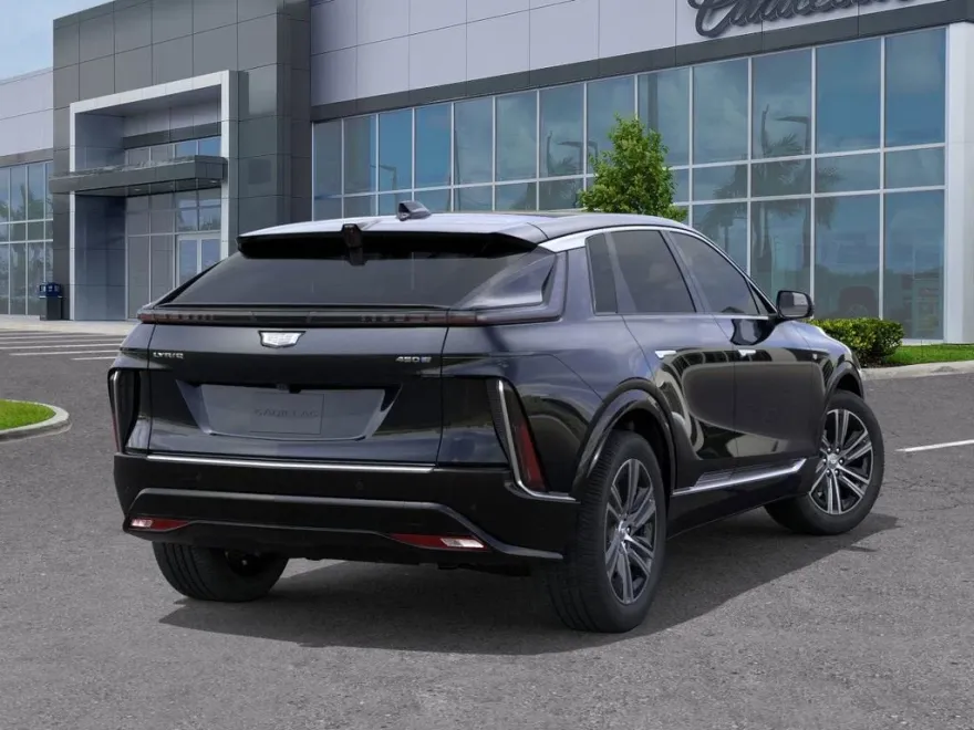 2026 Cadillac Lyriq Luxury photo 1