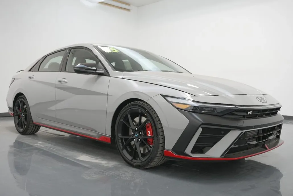 2025 Hyundai Elantra N Base photo 1