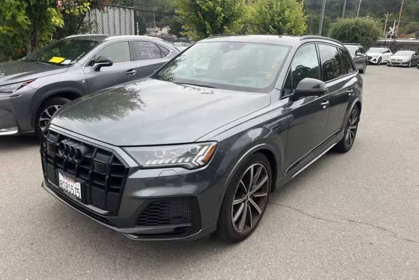 2020 Audi SQ7 Prestige photo 1