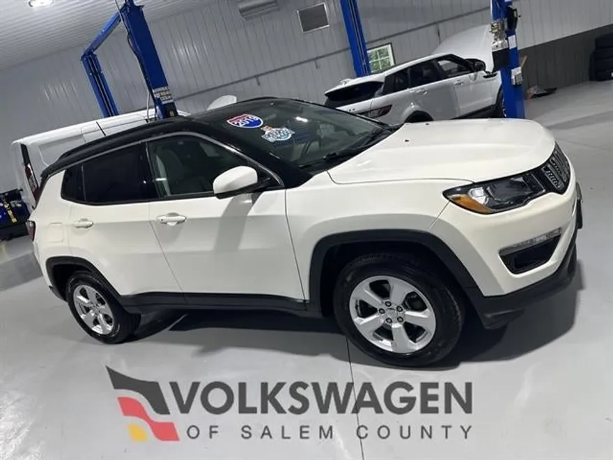 2019 Jeep Compass Latitude photo 1