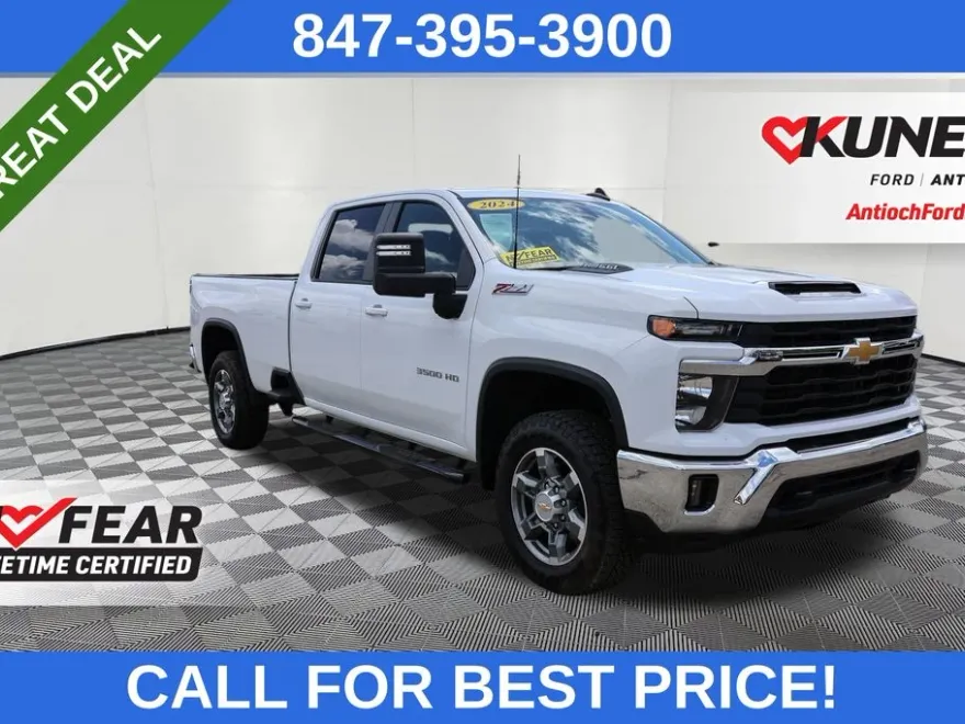 2024 Chevrolet Silverado 3500HD LT photo 1