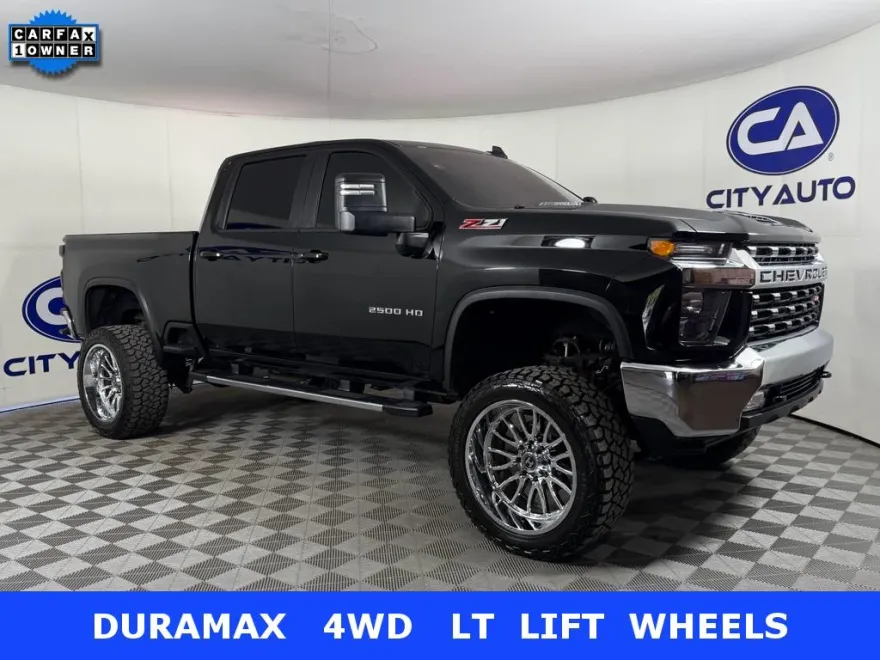 2022 Chevrolet Silverado 2500HD LT photo 1