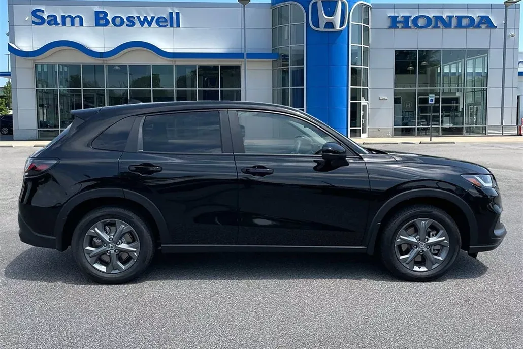 2026 Honda HR-V LX photo 1