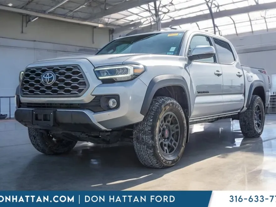 2023 Toyota Tacoma TRD Off-Road 4x4 photo 1