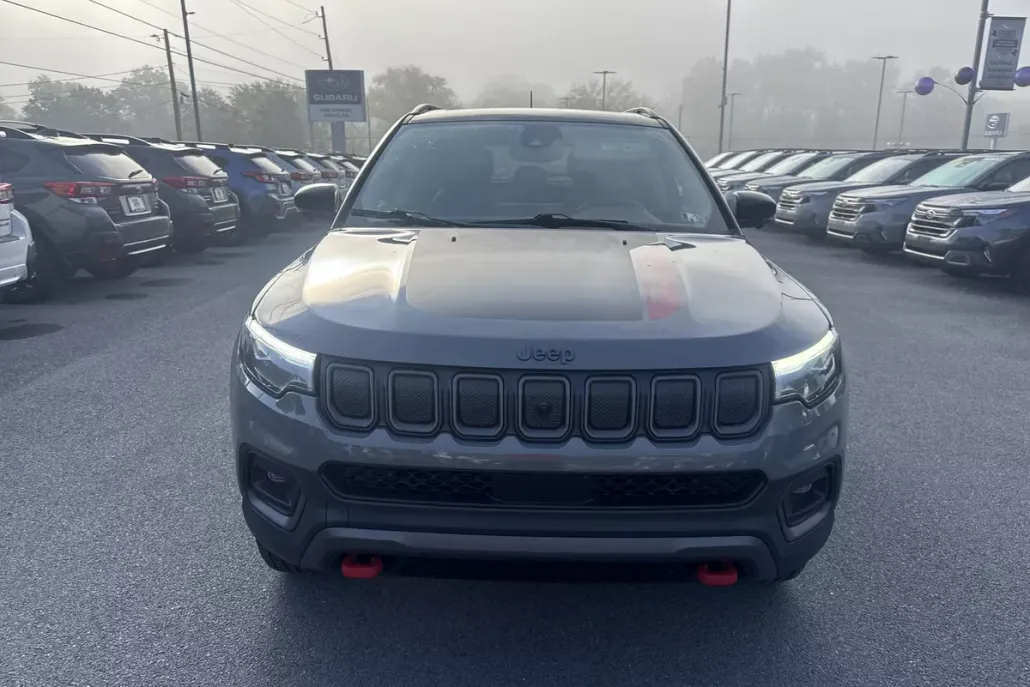 2022 Jeep Compass Trailhawk photo 1