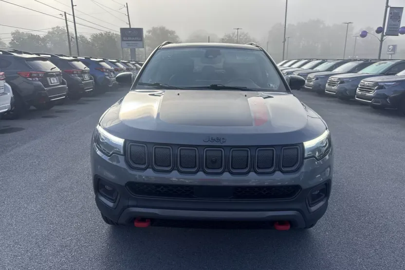 2022 Jeep Compass Trailhawk photo 1