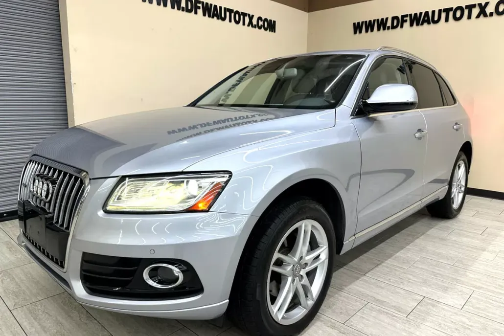 2017 Audi Q5 2.0T Premium Plus photo 1