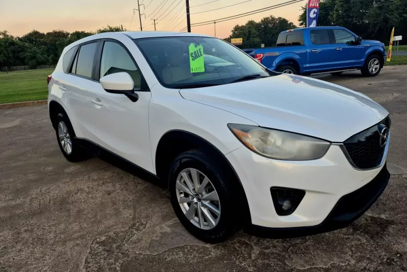 2013 Mazda CX-5 Touring photo 1