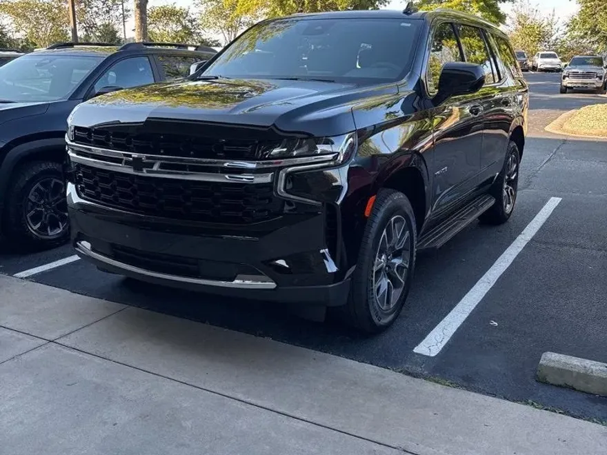 2024 Chevrolet Tahoe LS photo 1