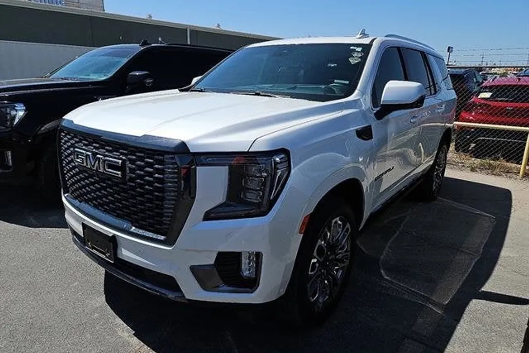 2024 Gmc Yukon Denali Ultimate photo 1