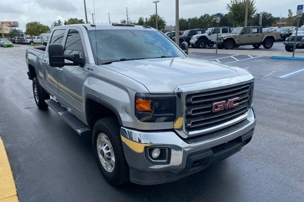 2015 Gmc Sierra SLE photo 1