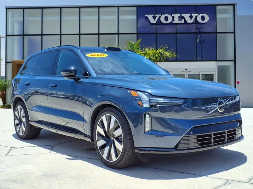 2025 Volvo EX90 Twin Motor Performance Ultra photo 1