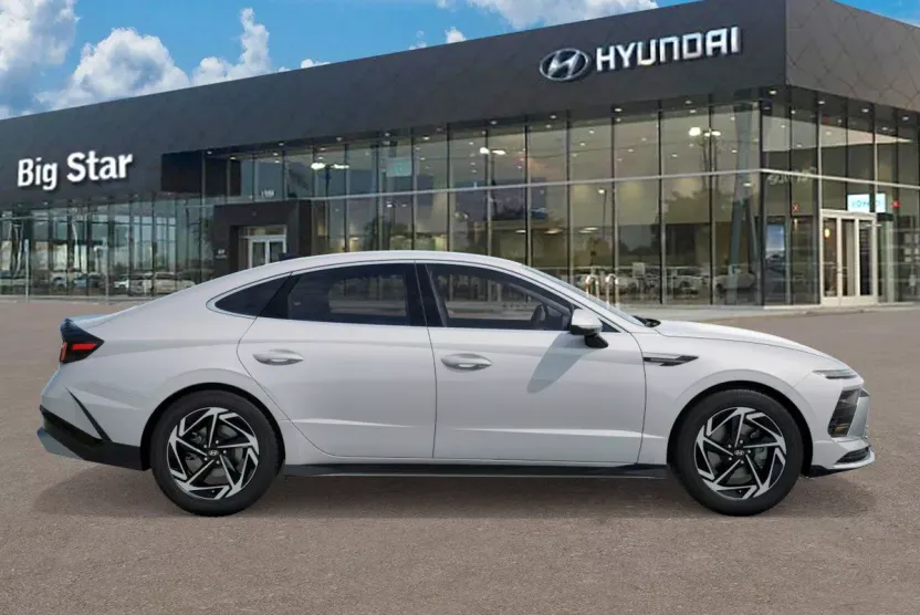 2026 Hyundai Sonata SEL Sport photo 1