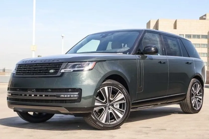 2025 Land Rover Range Rover SE photo 1