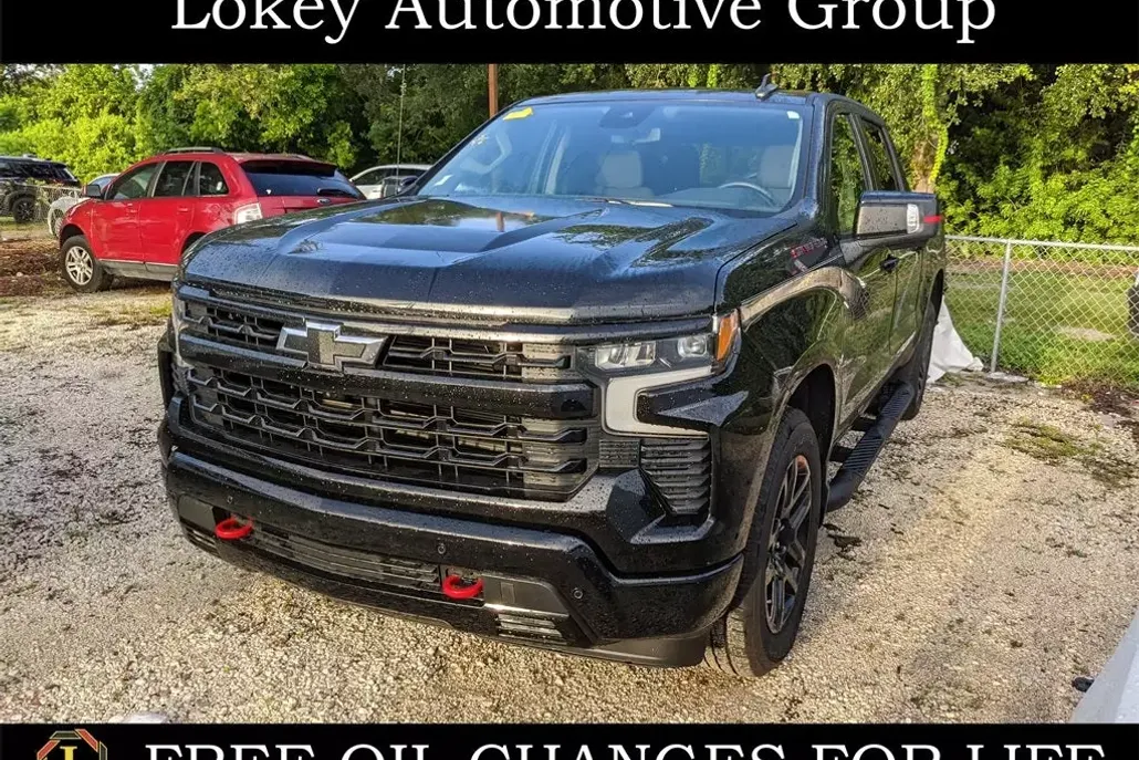 2025 Chevrolet Silverado 1500 RST photo 1