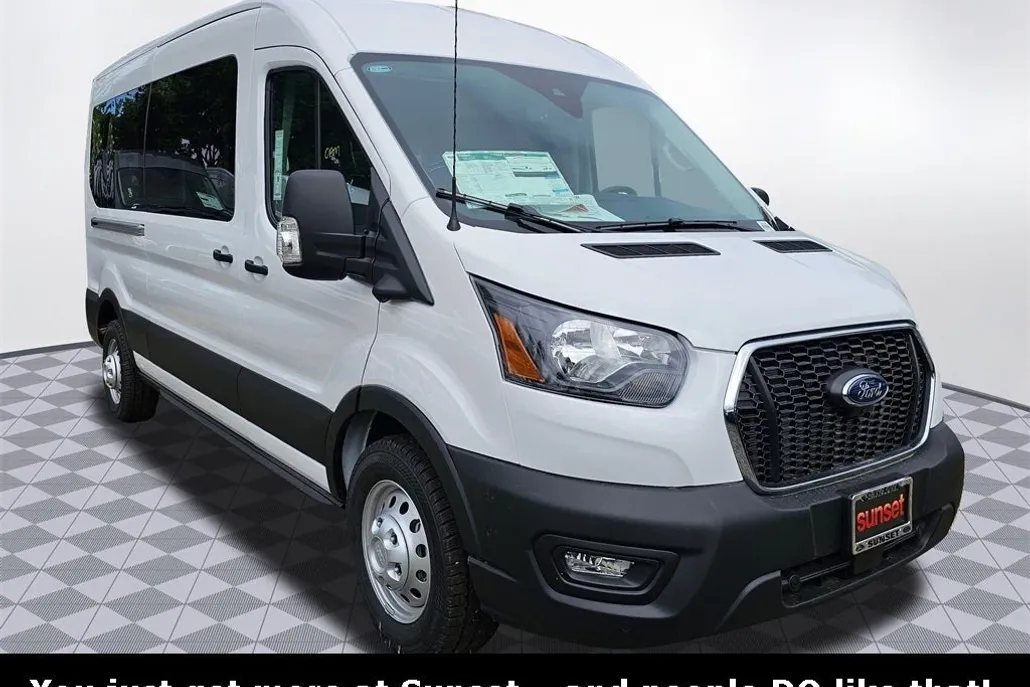2025 Ford Transit photo 1
