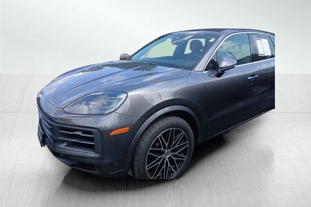 2024 Porsche Cayenne Base photo 1