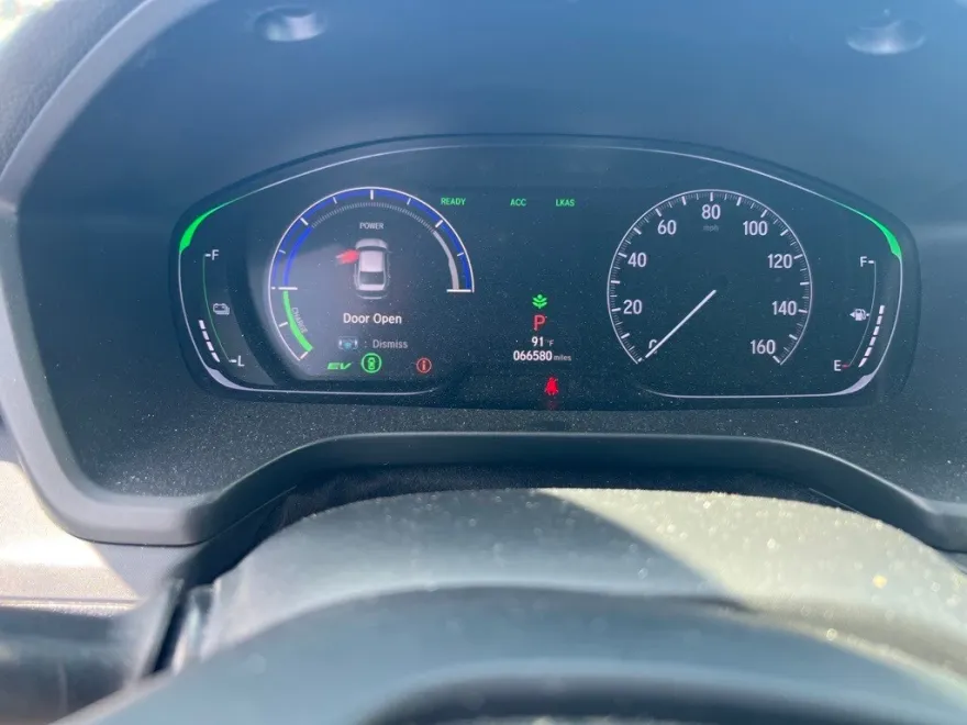 2019 Honda Insight Touring photo 1