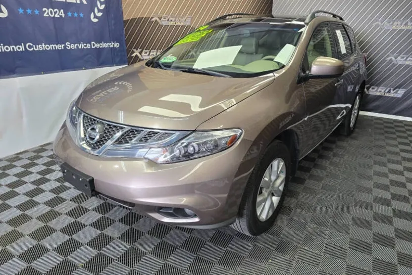 2014 Nissan Murano SL photo 1