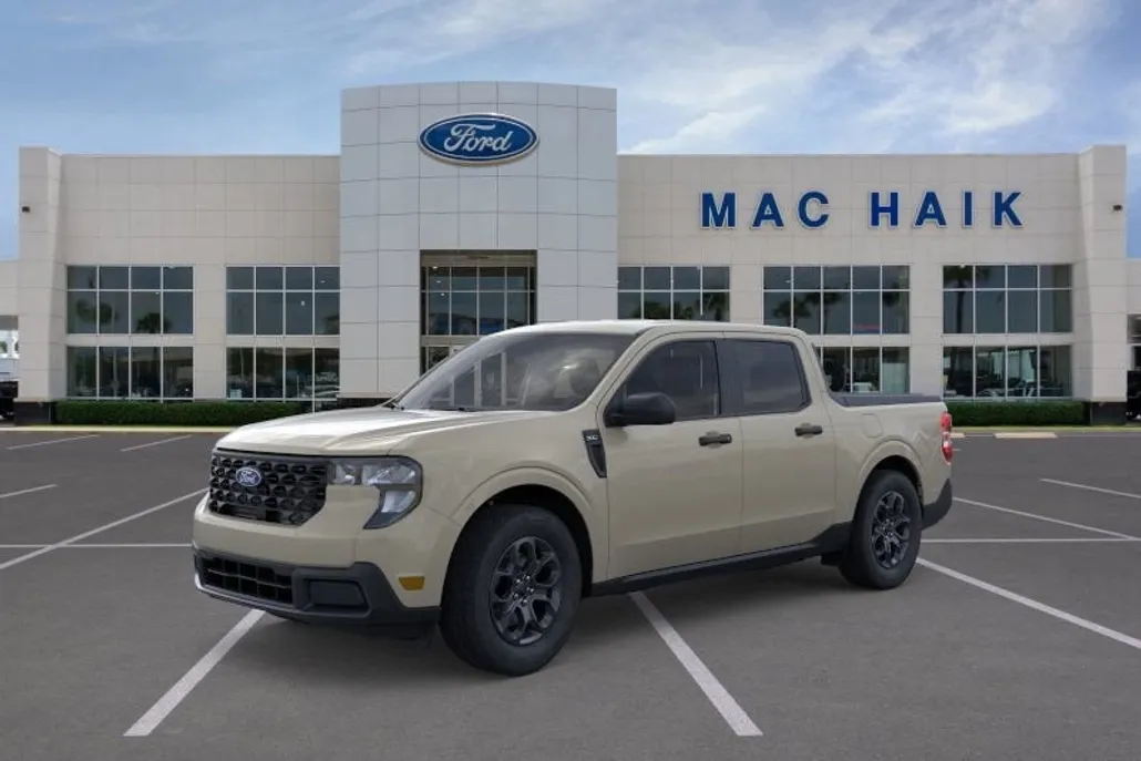 2025 Ford Maverick XLT photo 1