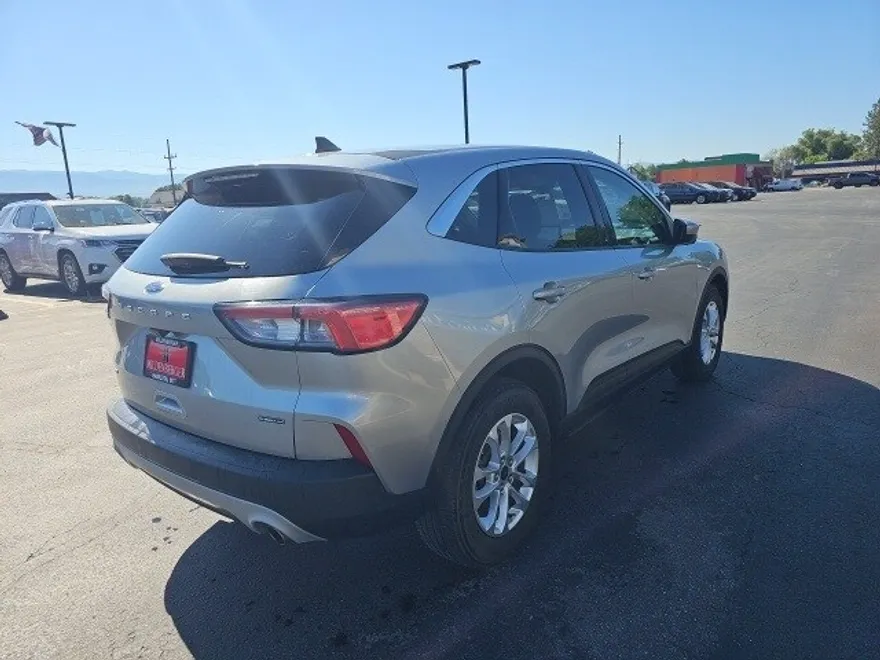 2021 Ford Escape Hybrid SE photo 1