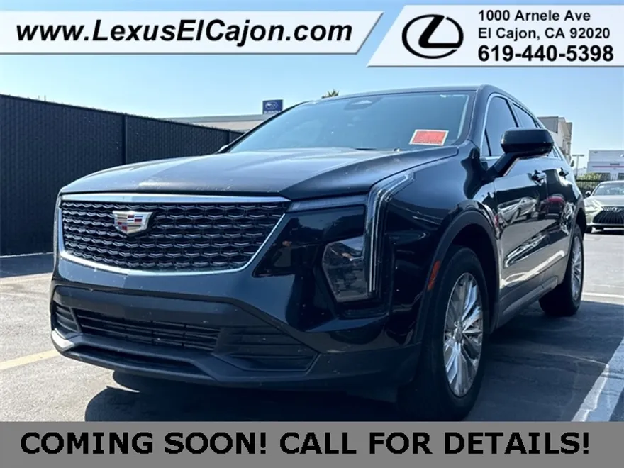 2024 Cadillac XT4 Luxury photo 1