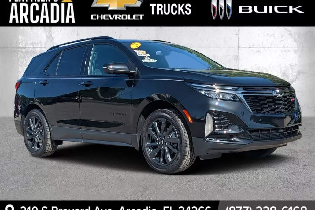 2023 Chevrolet Equinox RS photo 1