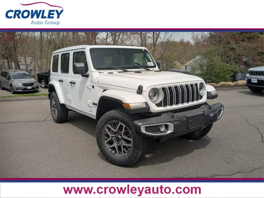 2025 Jeep Wrangler Sahara photo 1
