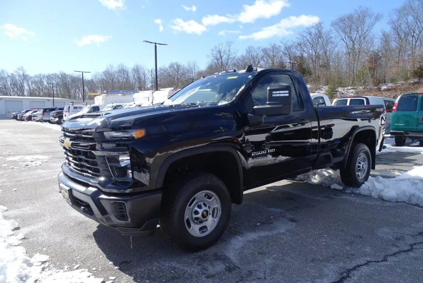 2025 Chevrolet Silverado 2500HD photo 1