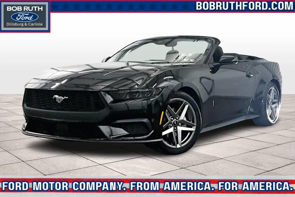 2025 Ford Mustang EcoBoost photo 1