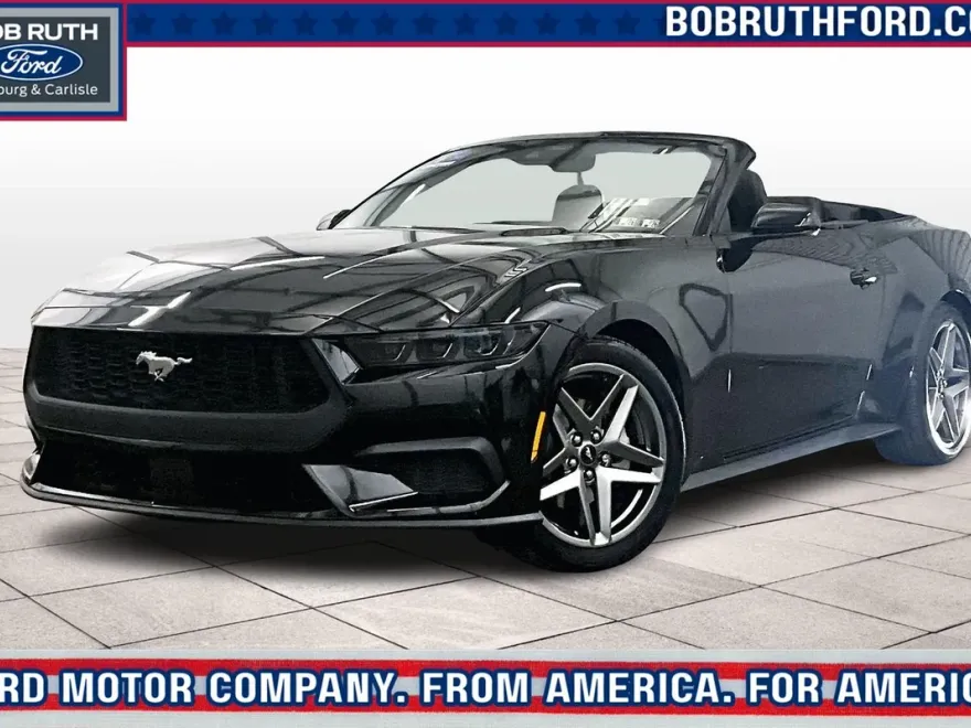 2025 Ford Mustang EcoBoost photo 1