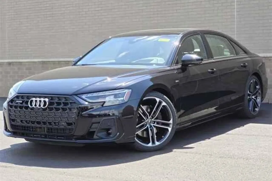 2025 Audi A8 L 55 TFSI Quattro photo 1