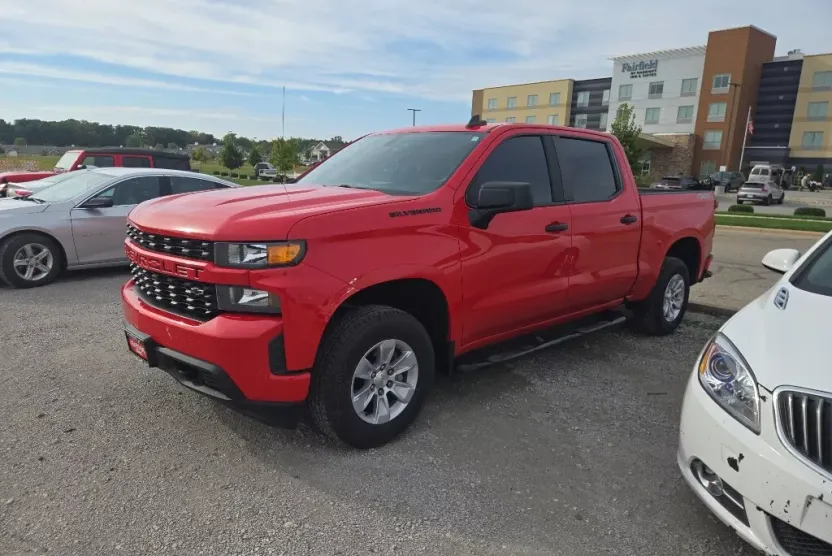2021 Chevrolet Silverado 1500 Custom photo 1