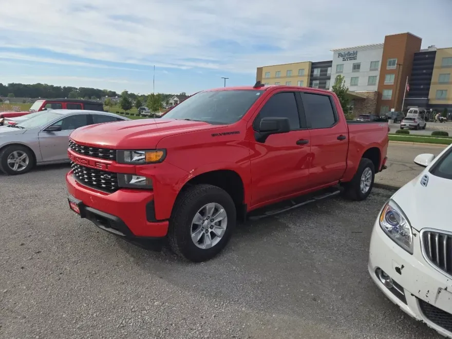2021 Chevrolet Silverado 1500 Custom photo 1