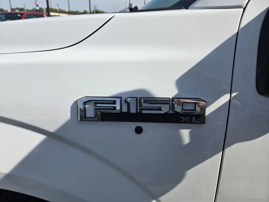 2018 Ford F-150 XL photo 1