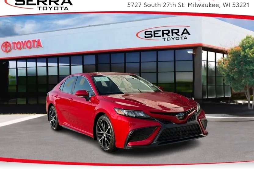 2023 Toyota Camry SE photo 1