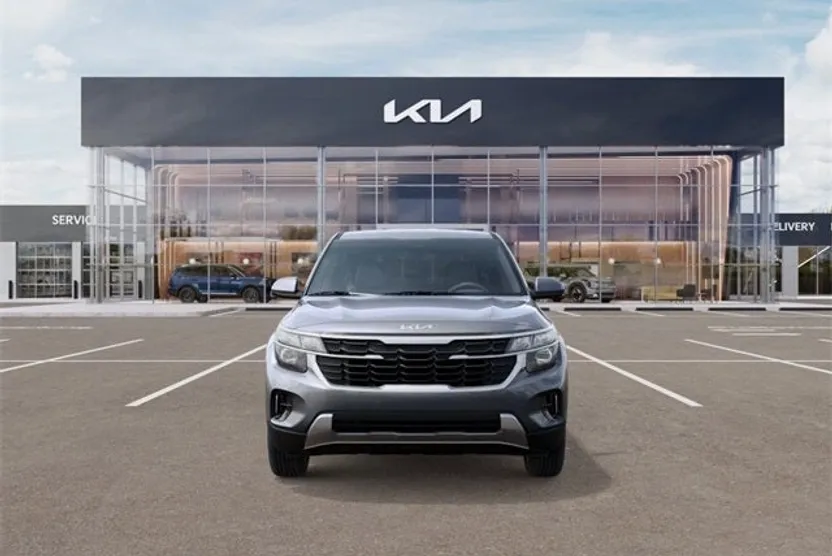 2026 Kia Seltos LX photo 1