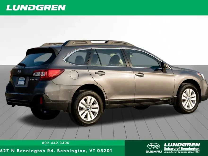 2018 Subaru Outback 2.5i photo 1