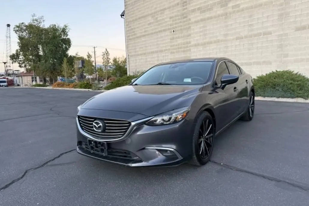 2016 Mazda Mazda6 Grand Touring photo 1