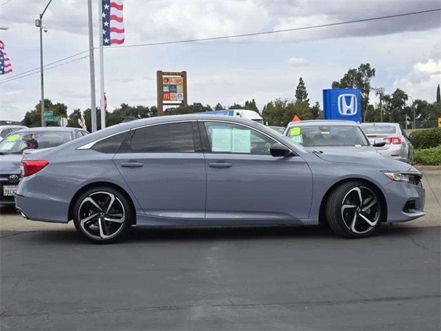 2021 Honda Accord Sport photo 1