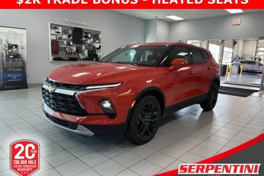 2025 Chevrolet Blazer 2LT photo 1