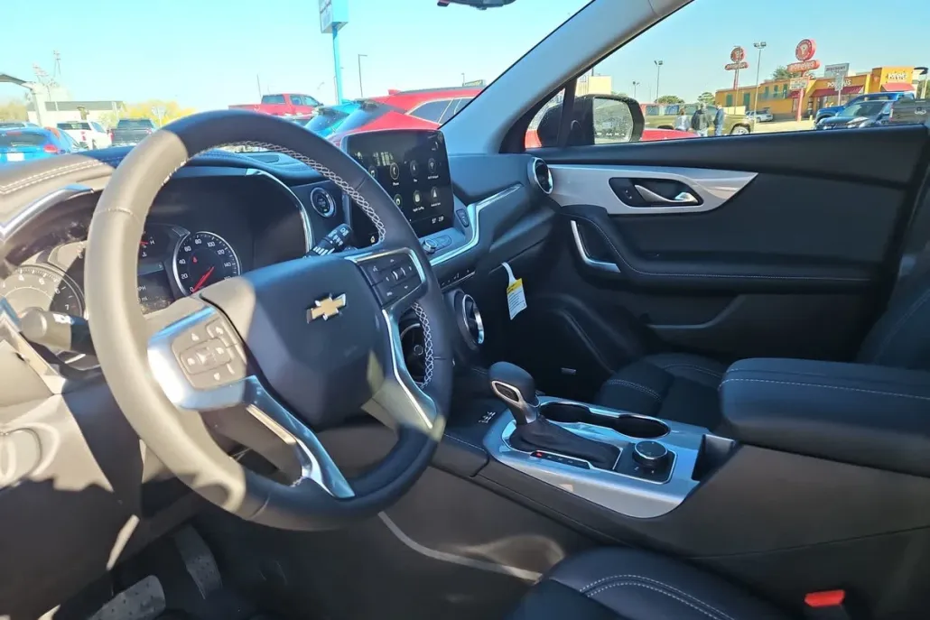 2024 Chevrolet Blazer 3LT photo 1