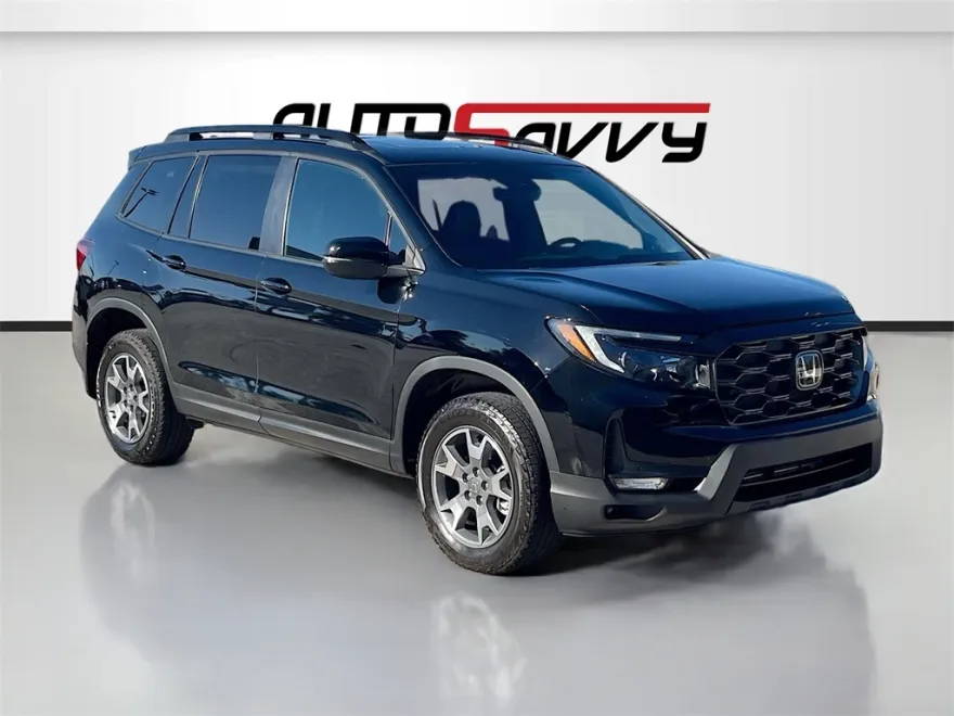 2023 Honda Passport TrailSport photo 1