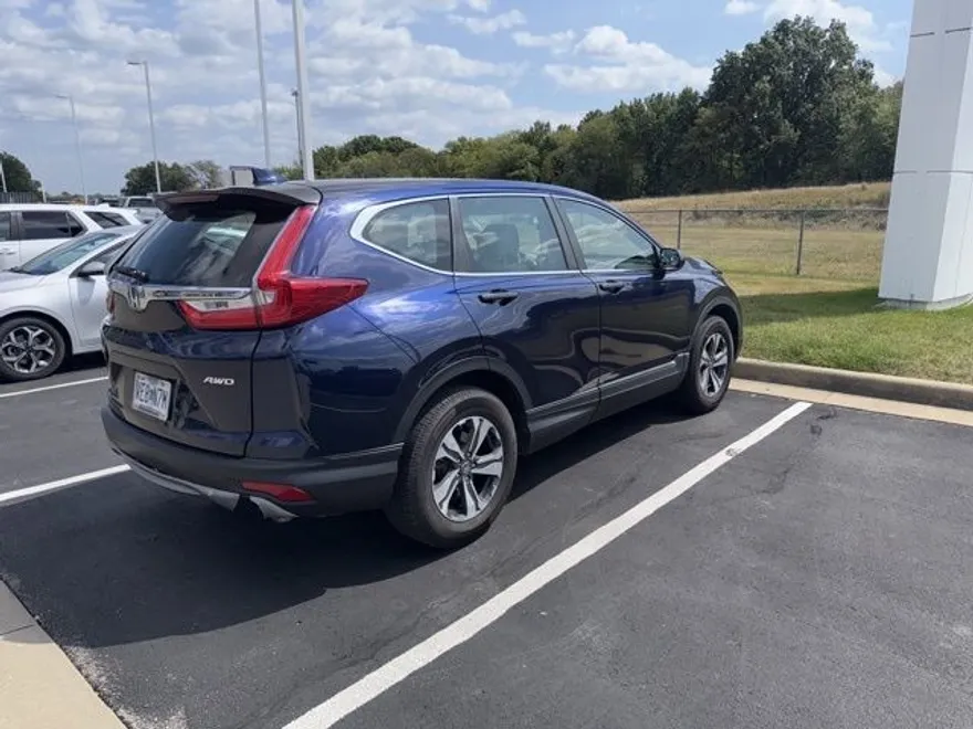 2019 Honda CR-V LX photo 1