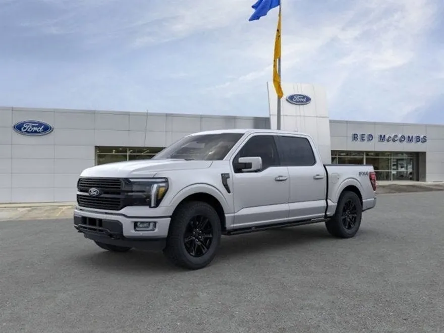 2025 Ford F-150 Platinum photo 1